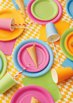 helesinised taldrikud