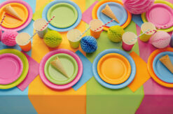 helesinised taldrikud